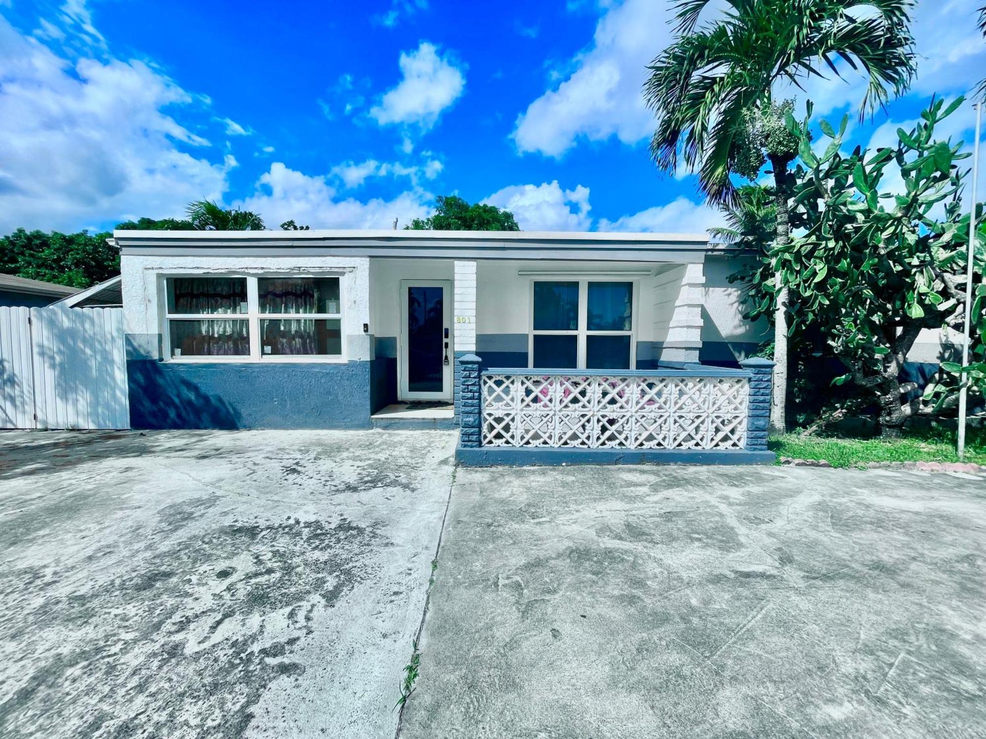 Akeyi Miami305 Private Bedrooms Luaran gambar